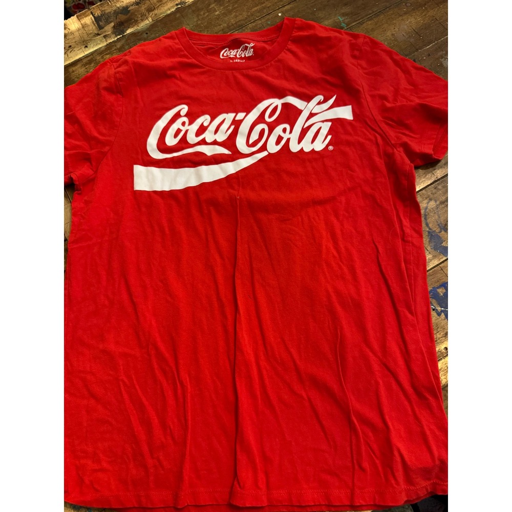 Coca-Cola Graphic Tee Red Short Sleeve Crewneck Logo T-Shirt Mens Large
